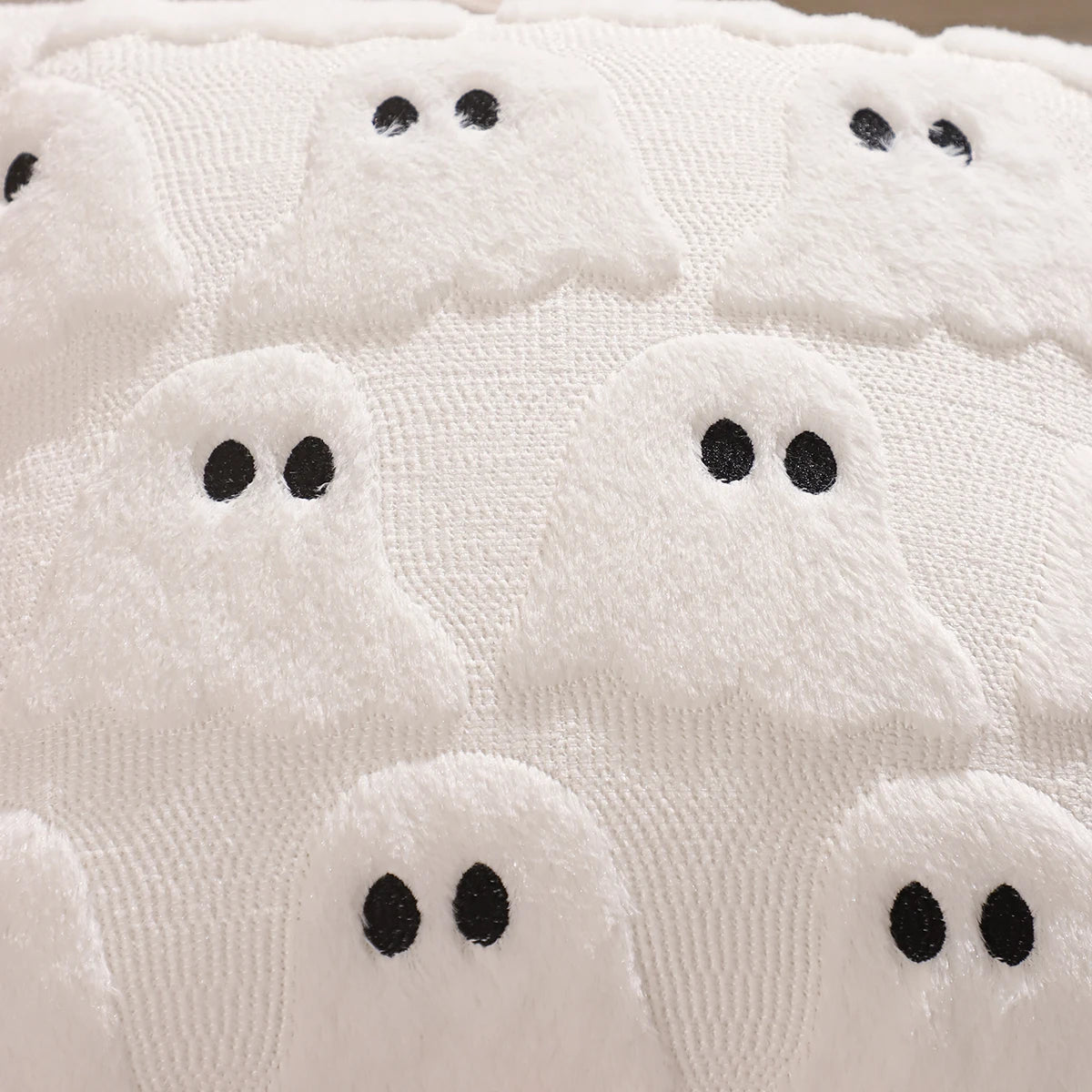 Pumpkin Glow Plush Pillow Cover – Autumn Harvest Edition