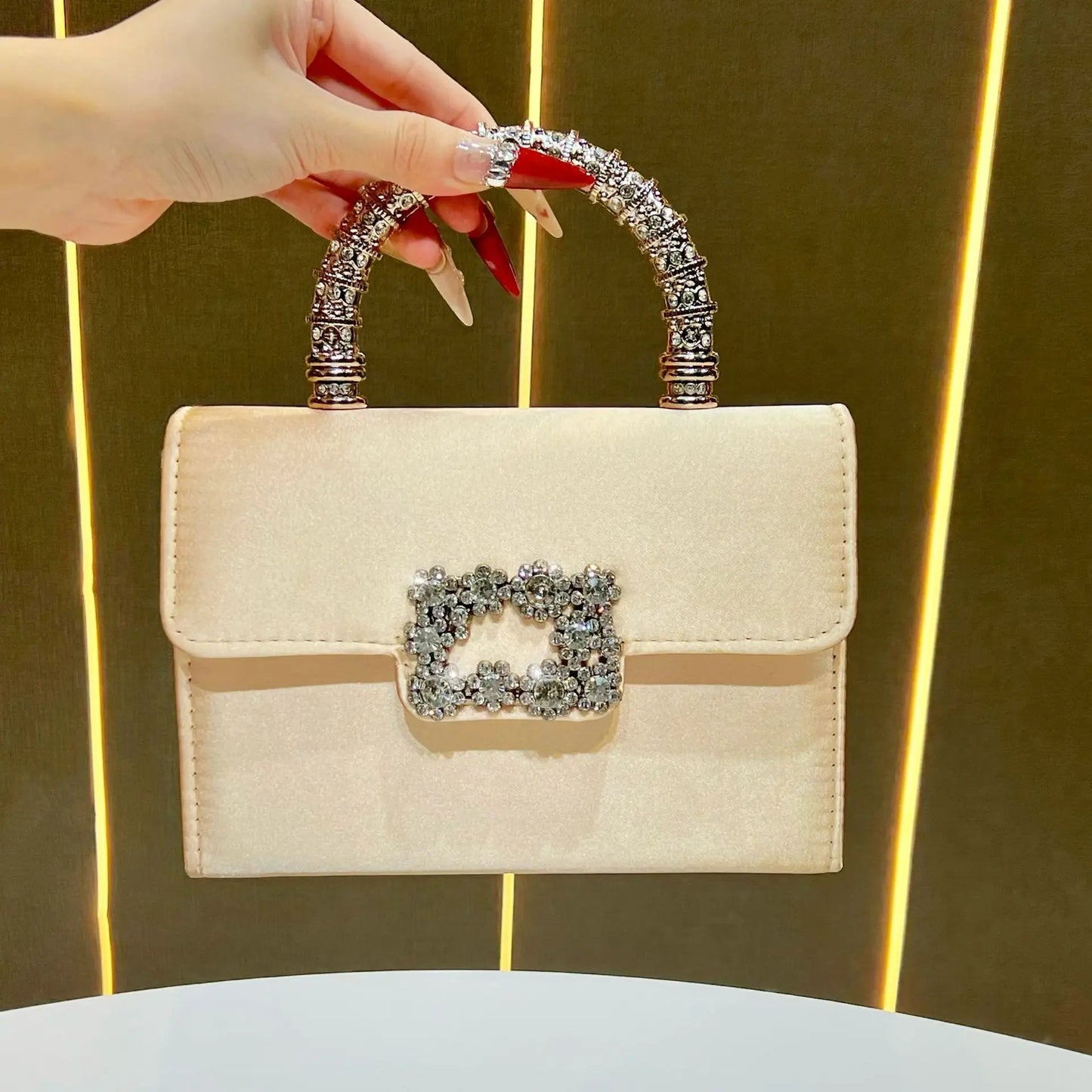 Luxe Crystal Handle Mini Bag – Elegant Statement Handbag