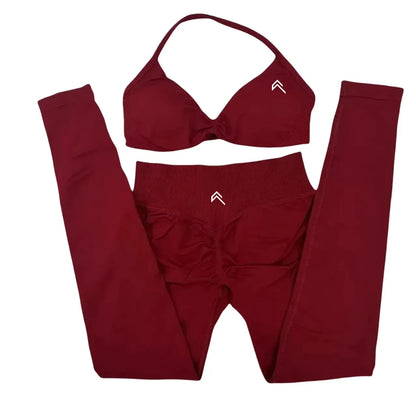 EmpowerFit™ 2-Piece Seamless Yoga Set – Supportive Cross-Back Sports Bra & High-Waist Hip-Lift Shorts