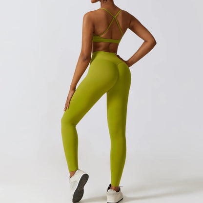 Flex & Flow Seamless Yoga Set: Long Sleeve Crop Top + High-Waist Leggings