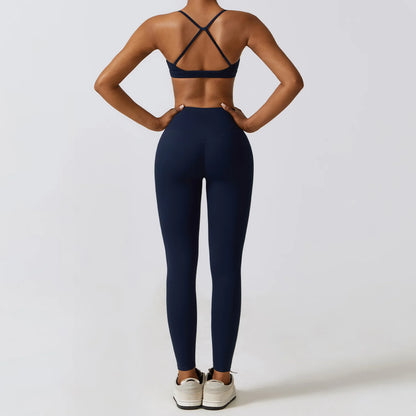 Flex & Flow Seamless Yoga Set: Long Sleeve Crop Top + High-Waist Leggings