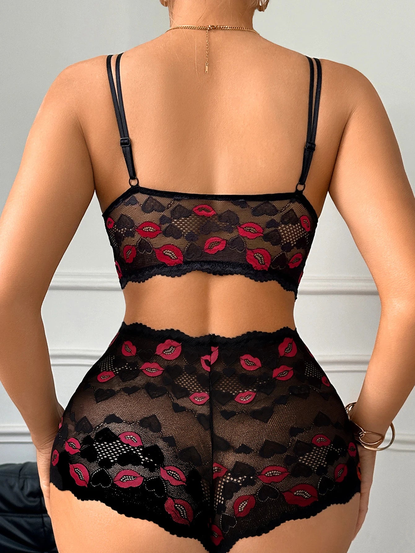 💋 Kiss Me Softly Lace Lingerie Set – Heart Lip Print Valentine’s Two-Piece
