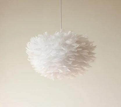 Autumn Aura Feather Chandelier – Nordic Pinecone Glow for Cozy Bedrooms & Chic Dining Spaces