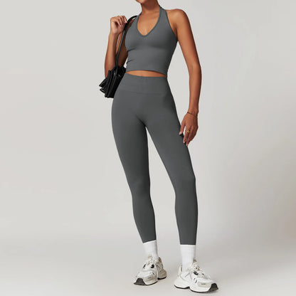 Seamless Confidence: 2-Piece Yoga & Fitness Set for Women - Sports Bra & Leggings
