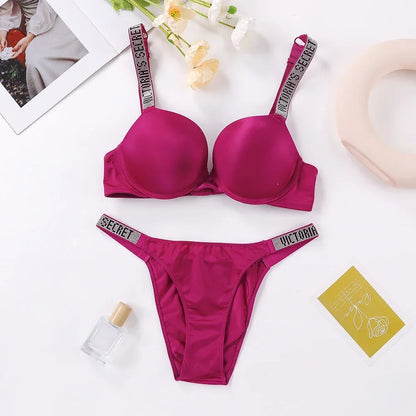 Classic Women's Fashion Lingerie Set Sexy Breathable Soft Versatile Shapewear Victoria's Secret Sexy Lingerie Bra and Panty Set