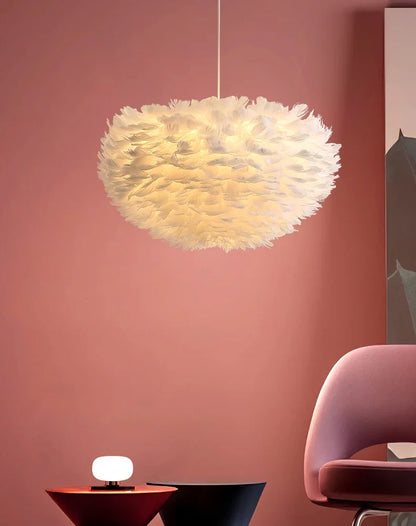 Autumn Aura Feather Chandelier – Nordic Pinecone Glow for Cozy Bedrooms & Chic Dining Spaces
