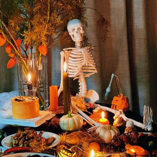 Glow-in-the-Dark Hanging Skeleton Décor – Spooky Halloween Yard & Party Decoration
