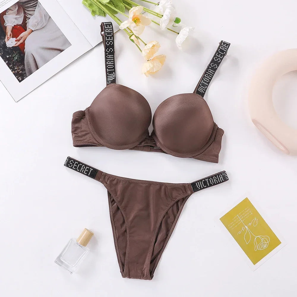 Classic Women's Fashion Lingerie Set Sexy Breathable Soft Versatile Shapewear Victoria's Secret Sexy Lingerie Bra and Panty Set