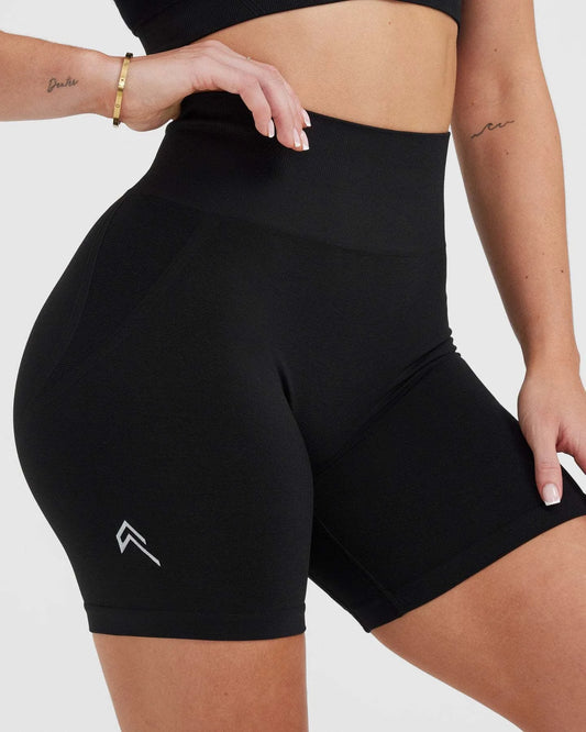 ONER ACTIVESnatched Seamless BootyLift Biker Shorts – High Waist Scrunch Fit for Gym & Chill