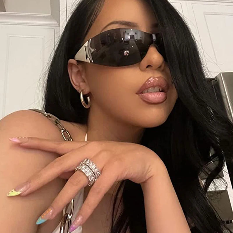 Oversized Shield Sunglasses – Bold Wraparound Summer Shades
