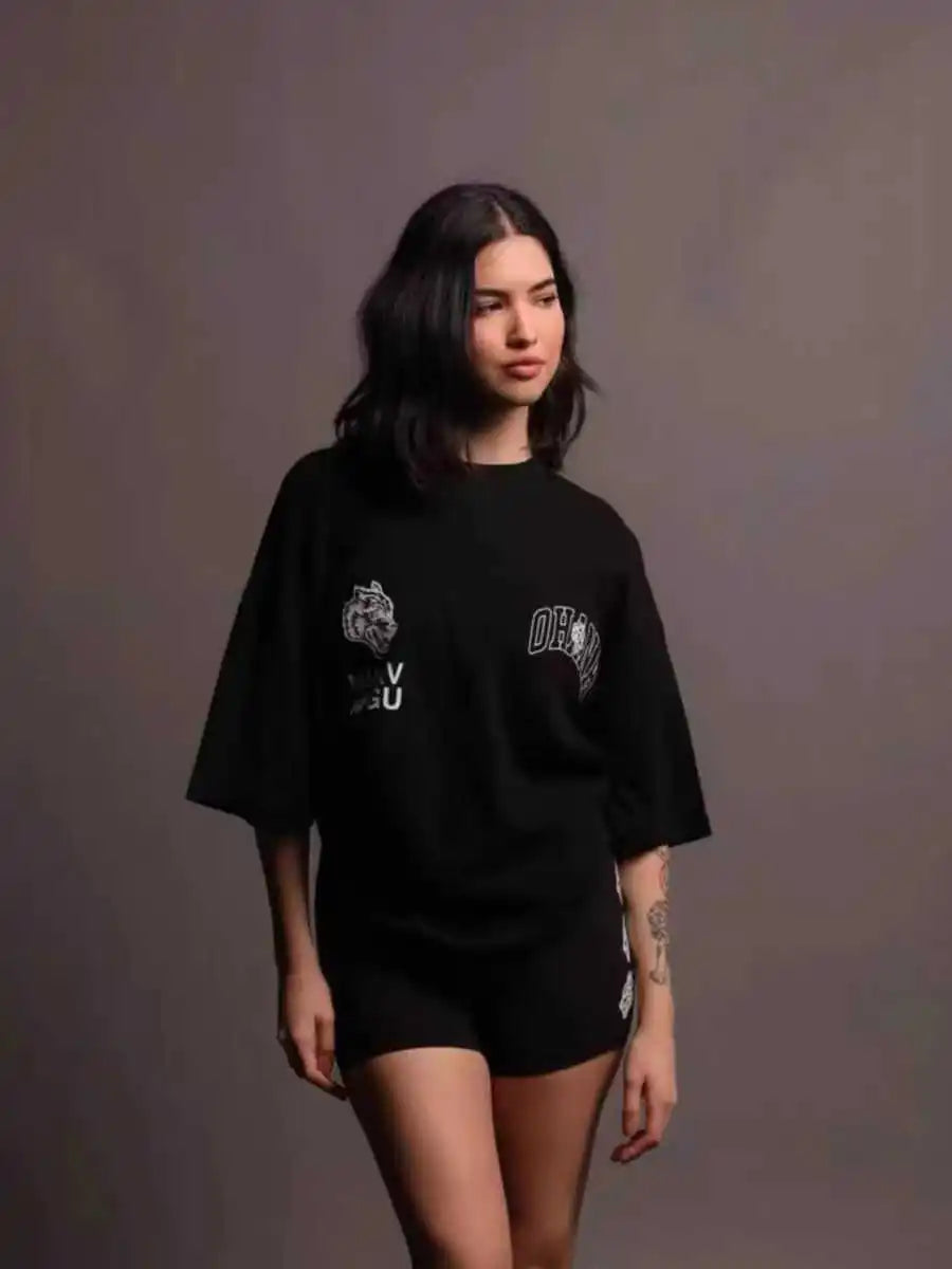 Stylish Oversized Cotton T-Shirt with Anime Graphic – Trendy Harajuku Streetwear for Women & Men!