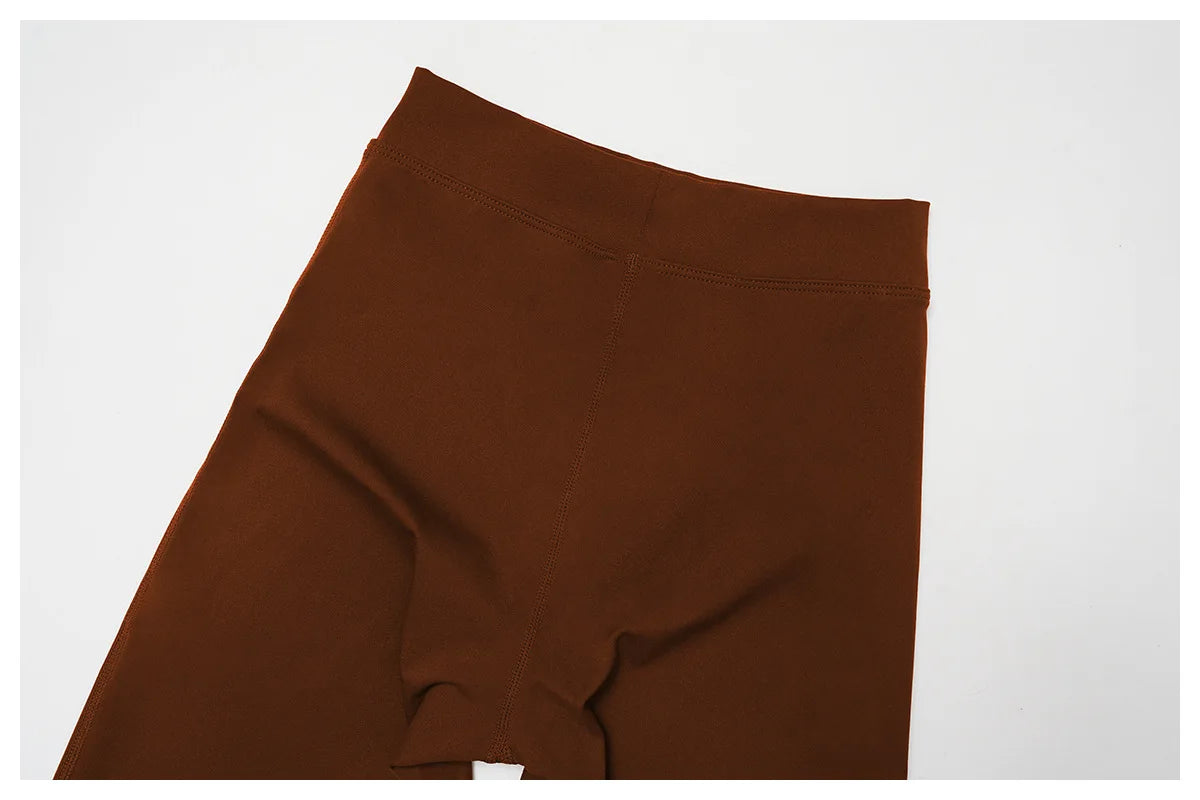 Sculpt & Flow 2-Piece Activewear Set – Fall Luxe Edition