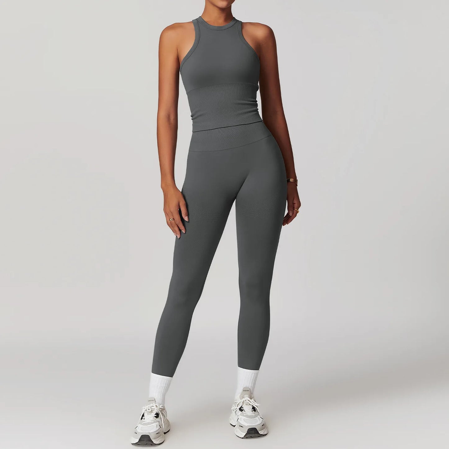 Seamless Confidence: 2-Piece Yoga & Fitness Set for Women - Sports Bra & Leggings