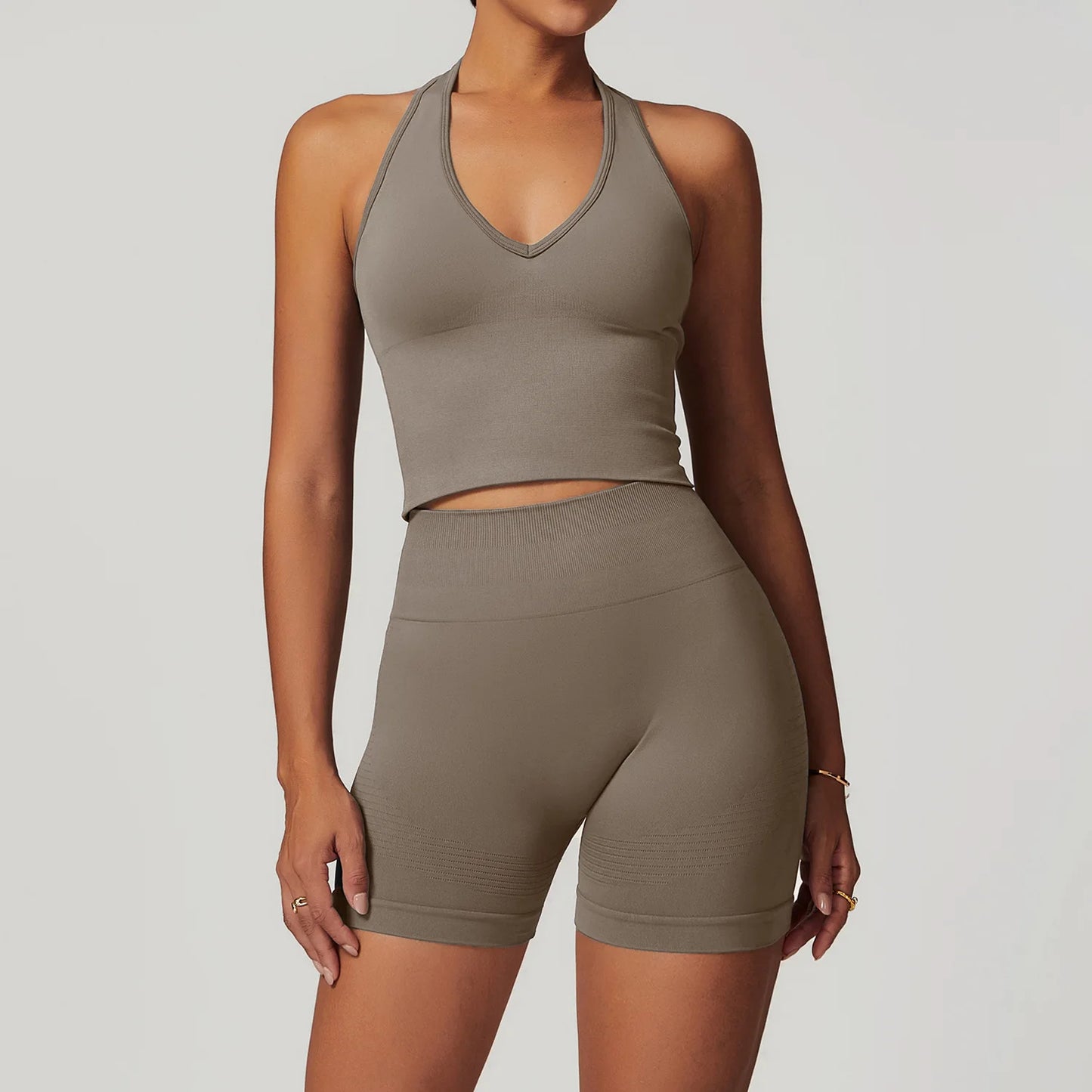 Seamless Confidence: 2-Piece Yoga & Fitness Set for Women - Sports Bra & Leggings