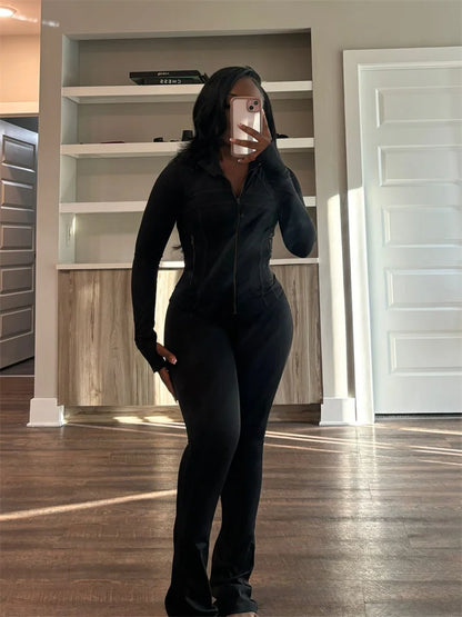 Chic & Sporty Y2K Tracksuit – Zip-Up Crop Top & High-Waist Joggers Set