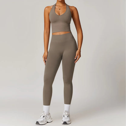Seamless Confidence: 2-Piece Yoga & Fitness Set for Women - Sports Bra & Leggings